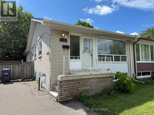 1560 Sandgate Crescent, Mississauga, ON 