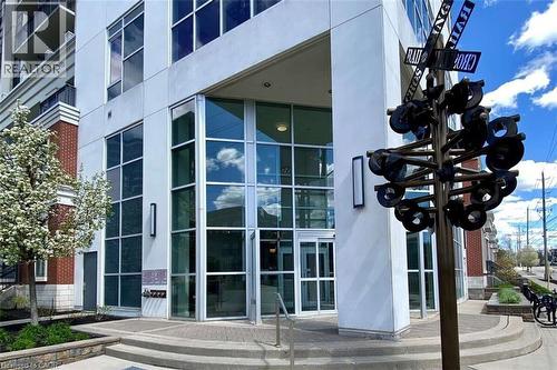 144 PARK Street Unit# 1807  Waterloo, ON N2L 0B6