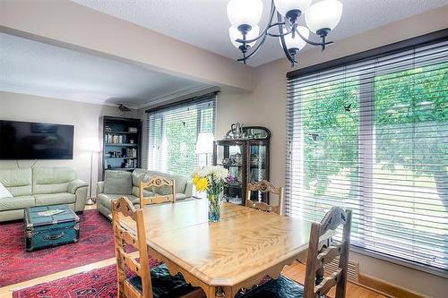 699 Elm St, Winnipeg, MB 