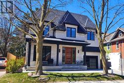 140 TEMPERANCE STREET  Aurora, ON L4G 2R4