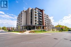 213 - 30 HAMILTON STREET S  Hamilton, ON L8B 1V8