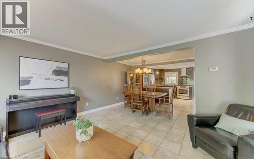 14 Rose Garden Street, Kitchener, ON - Indoor