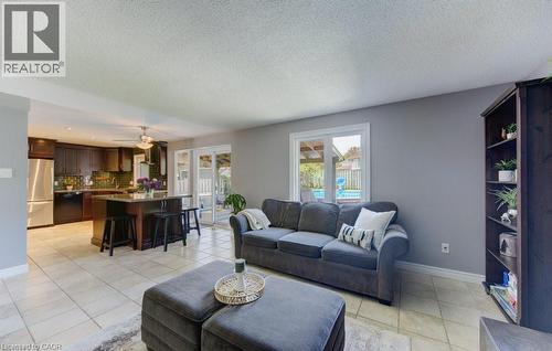 14 Rose Garden Street, Kitchener, ON - Indoor Photo Showing Living Room