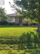 216 WALES CRESCENT  Oakville, ON L6L 3X7