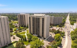606-820 Burnhamthorpe Road  Toronto, ON M9C 4W2