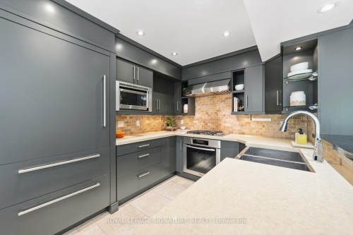 24 Hazel Avenue, Toronto, ON 