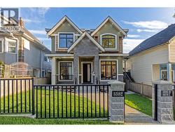 3582 FRANKLIN STREET  Vancouver, BC V5K 1Y5