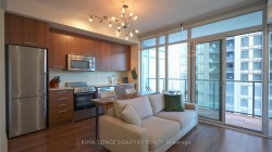 1214-105 George Street  Toronto, ON M5A 0L4