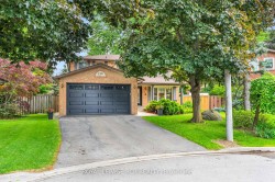 755 Cameron Court  Mississauga, ON L5C 3B8