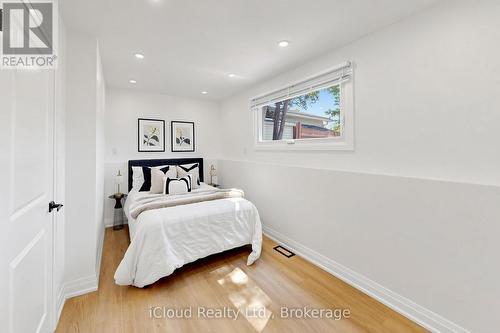 2151 Falmouth Terrace, Burlington, ON 