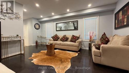 7124 Village Walk, Mississauga, ON 
