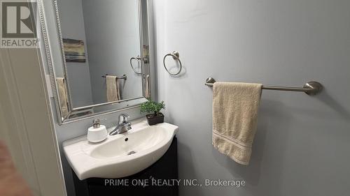 7124 Village Walk, Mississauga, ON 