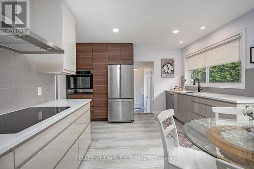 280 Penn Drive, Burlington, ON - Indoor Photo Showing Kitchen