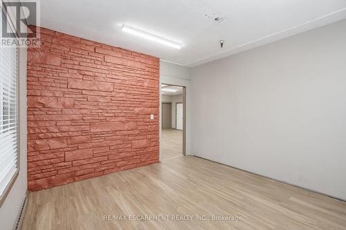 18 Linden Street, Hamilton, ON 