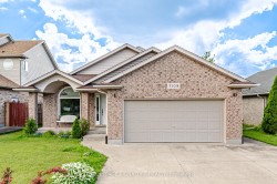 7109 Parkside Road  Niagara Falls, ON L2H 3L6