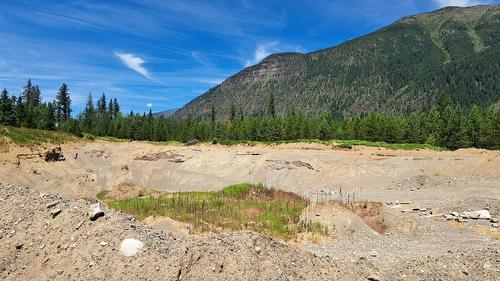 4 Gravel Pits Crown Lease, Galloway, BC 