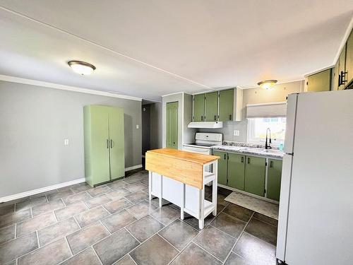 54 Jackson Crescent, Marathon, ON 
