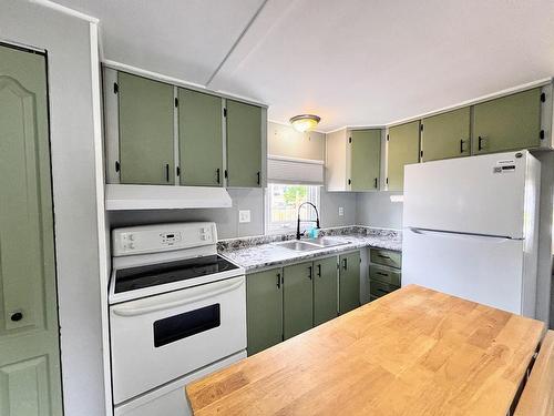 54 Jackson Crescent, Marathon, ON 
