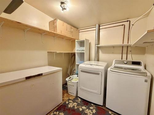 817 Second St S, Kenora, ON 
