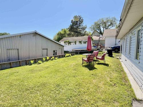 817 Second St S, Kenora, ON 