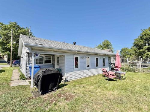 817 Second St S, Kenora, ON 
