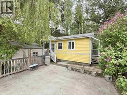 836 ELGIN STREET Quesnel, BC V2J 2L7