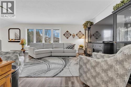 5 Phyllis Avenue, Chatham, ON 