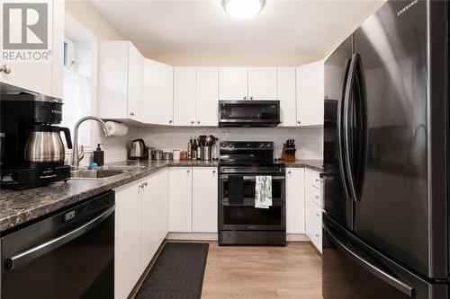 214 Ravina Ave, Garson, ON 