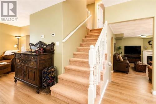 214 Ravina Ave, Garson, ON 