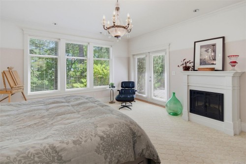 1062 River Rd, Highlands, BC 