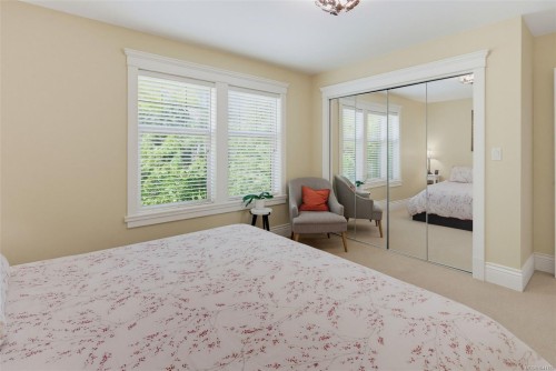 1062 River Rd, Highlands, BC 