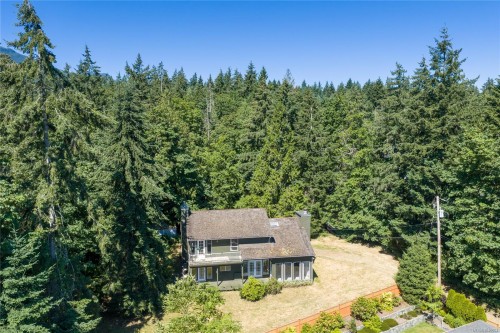 10056 Victoria Rd, Chemainus, BC 