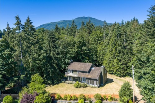 10056 Victoria Rd, Chemainus, BC 