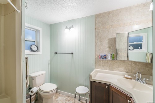 #64-6325 Metral Dr, Nanaimo, BC 