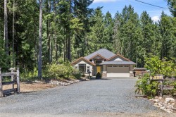 1057 Paradise Pl  Nanoose Bay, BC V9P 9A4