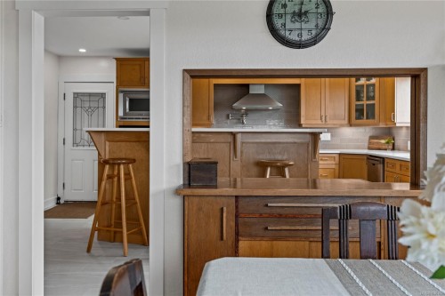 446 Davis Rd, Ladysmith, BC 