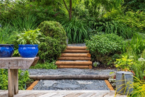446 Davis Rd, Ladysmith, BC 