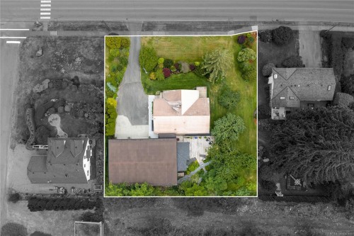 446 Davis Rd, Ladysmith, BC 
