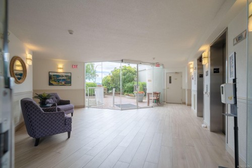 #203-158 Promenade Dr, Nanaimo, BC 