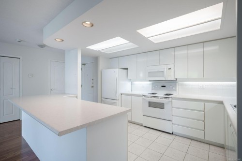 #203-158 Promenade Dr, Nanaimo, BC 
