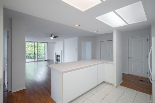 #203-158 Promenade Dr, Nanaimo, BC 
