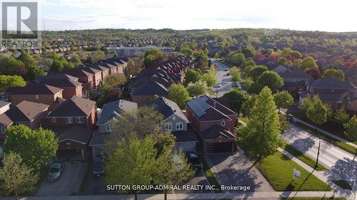 470 DOUBLETREE LANE  Newmarket, ON L3X 2E9