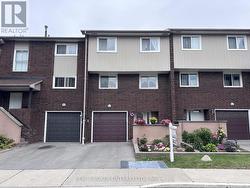 81 PERMFIELD PATH Toronto, ON M9C 4Y5
