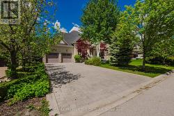 56 PARK RIDGE DRIVE  Vaughan, ON L0J 1C0