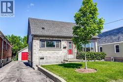 28 DELENA Avenue S  Hamilton, ON L8H 1B6