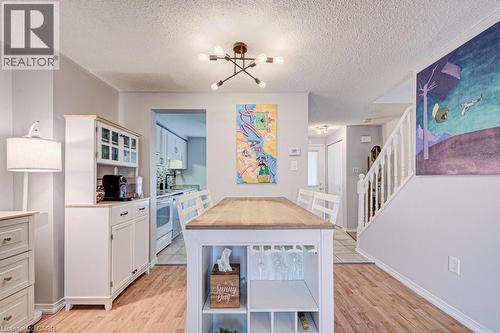 854 Elgin Street N, Cambridge, ON 
