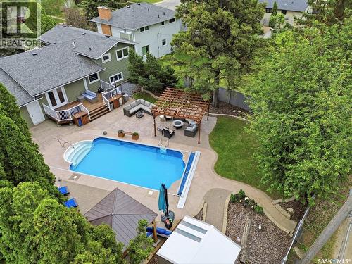516 Lake Crescent, Saskatoon, SK 