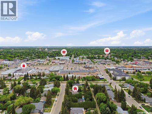 516 Lake Crescent, Saskatoon, SK 