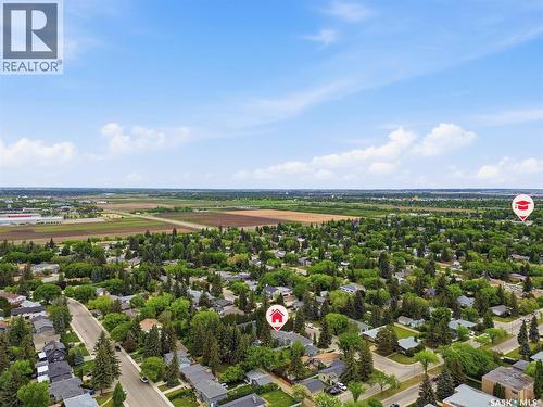 516 Lake Crescent, Saskatoon, SK 