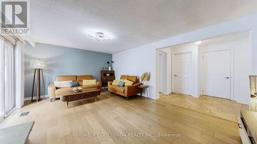54 Senator Reesor'S Drive, Markham, ON - Indoor
